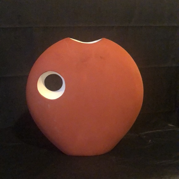 Native American southwest pottery vase; marked Acoma VL.  Unique & rare oval - Picture 4 of 10